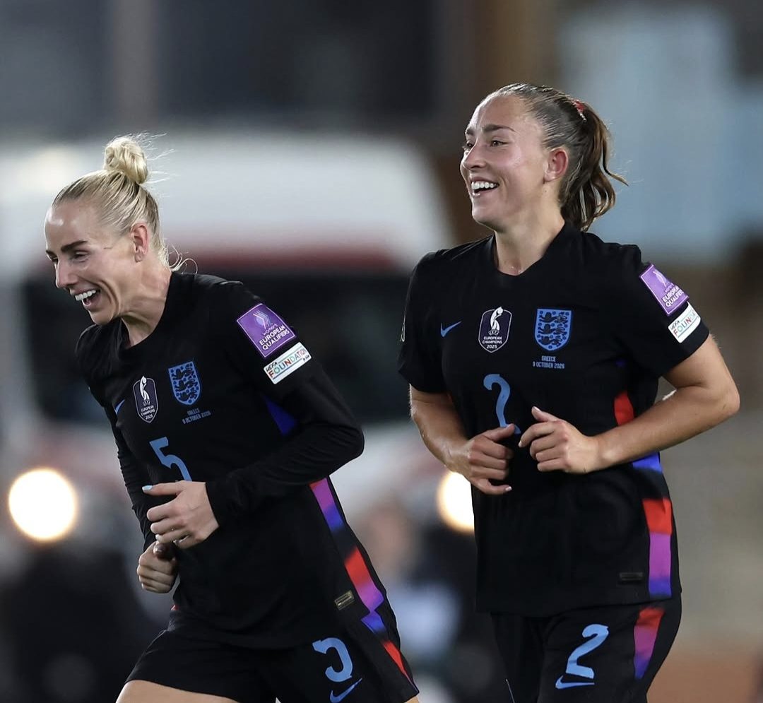 Seleção Inglesa vence a Grécia e fica mais próxima da vaga na Copa do Mundo Feminina