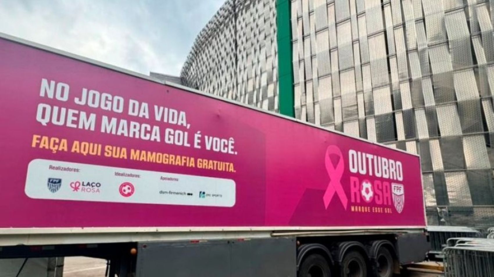 Clubes paulistas recebem campanha de mamografias gratuitas promovida pela FPF; Palmeiras é o próximo do calendário