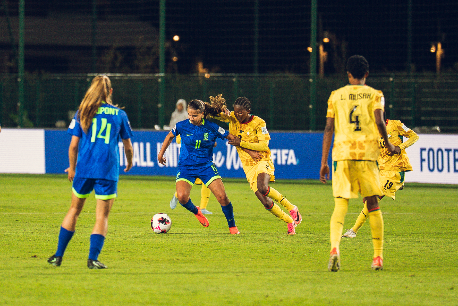 Brasil empata com Gana por 3 a 3 e segue na liderança da Copa do Mundo Feminina Sub-17