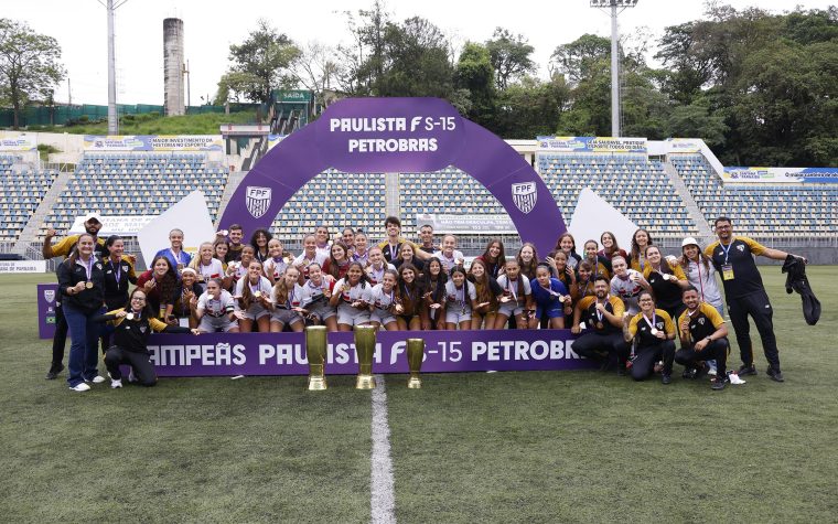 São Paulo é tricampeão consecutivo do Paulista F Sub-15 após vencer a Ferroviária