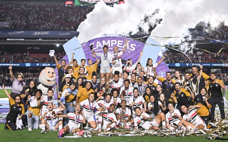 São Paulo empata com Corinthians e conquista o título do Brasileirão Feminino A1