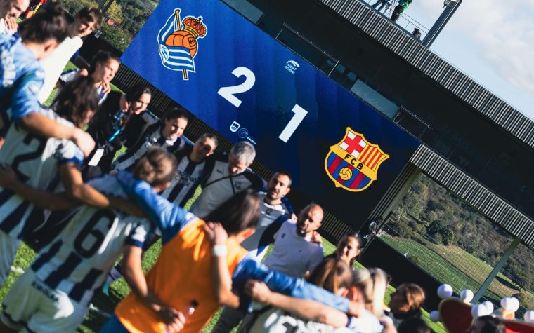 Barcelona sofre virada da Real Sociedad e perde invencibilidade na temporada