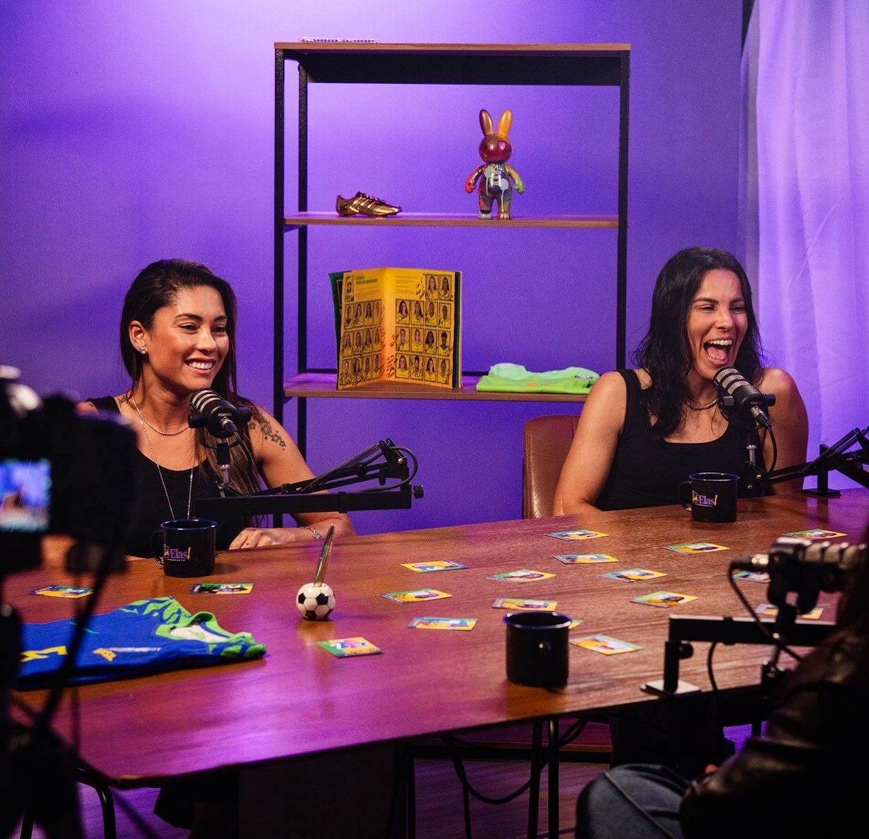 Thaisa Moreno e Mayara Bordin lançam o podcast sobre futebol feminino