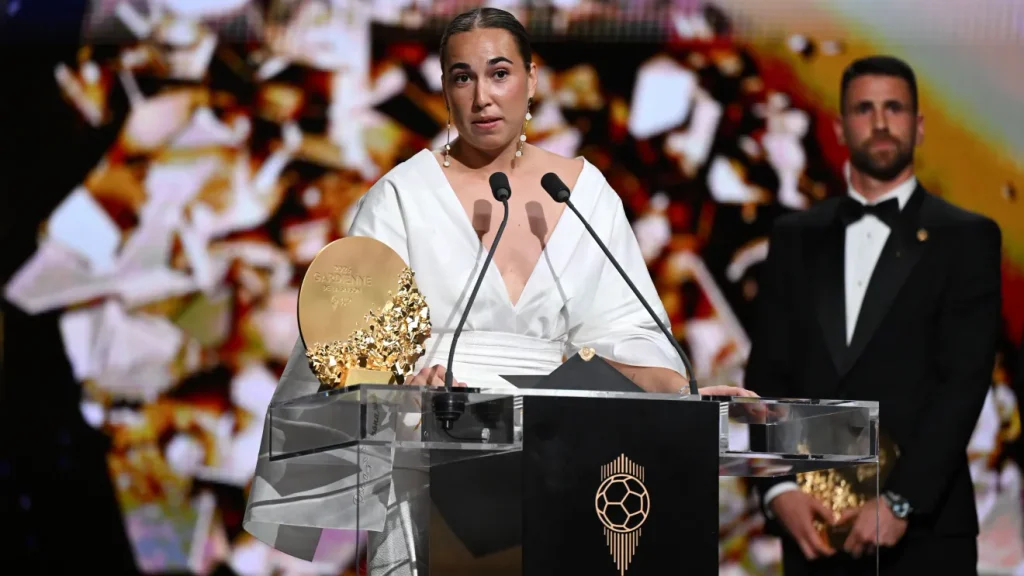 Cata Coll é a ganhadora do prêmio de melhor goleira do Ballon d'Or 2026 | Jeff Spicer / UEFA/UEFA