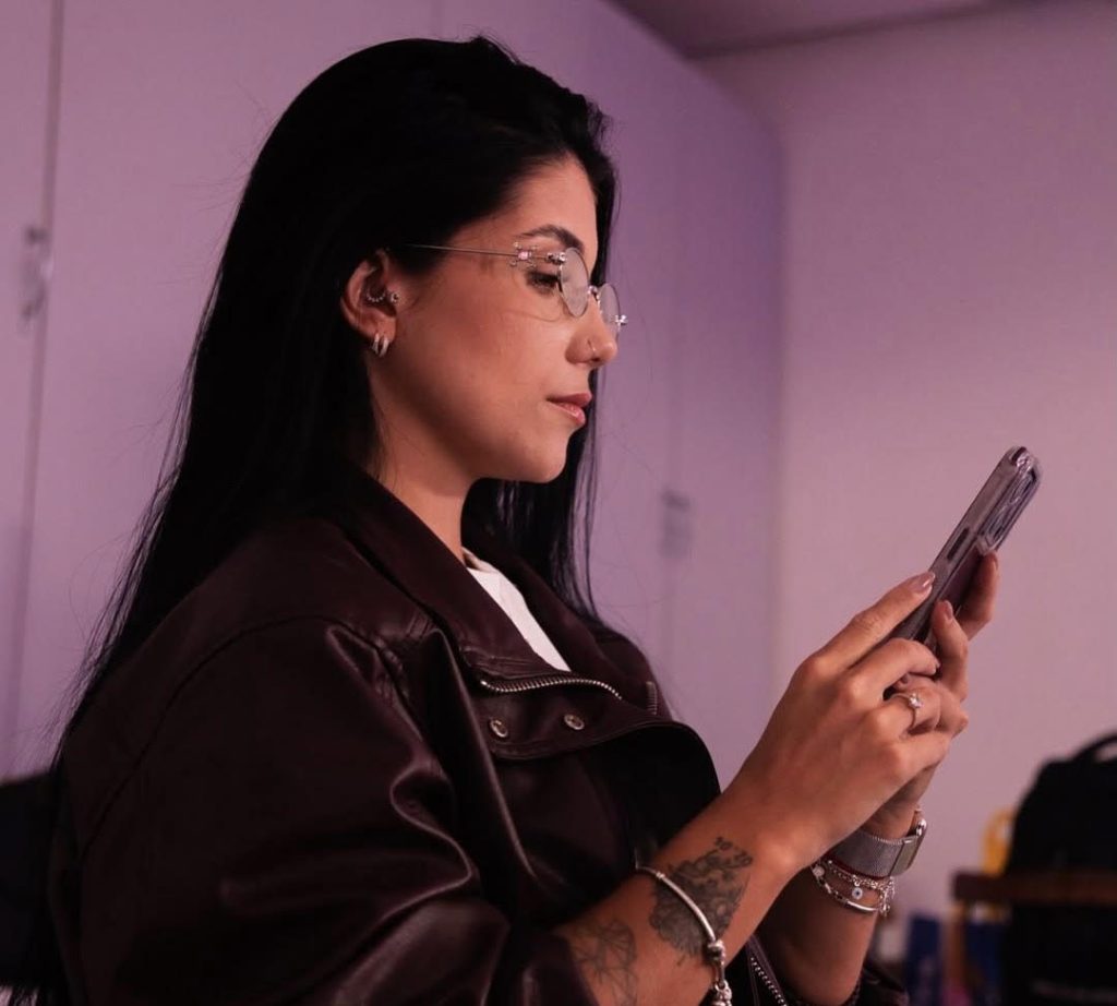 Nathalia atua como criadora de conteúdo digital e é diretora do Lahelaspodcast | Reprodução / Redes sociais