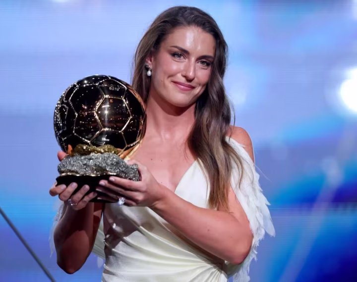 Alexia Putellas conquista terceira Bola de Ouro e Barcelona domina categorias femininas; confira os destaques da premiação